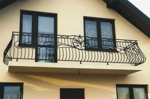 bramy kute 105